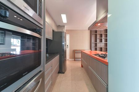 Apartamento para alugar com 96m², 2 quartos e 2 vagasCozinha