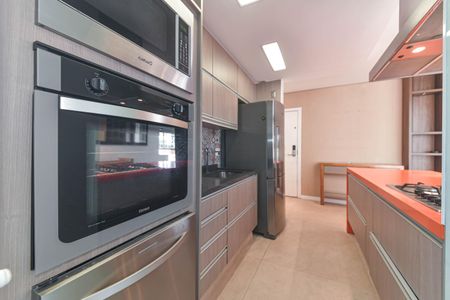 Apartamento para alugar com 96m², 2 quartos e 2 vagasCozinha
