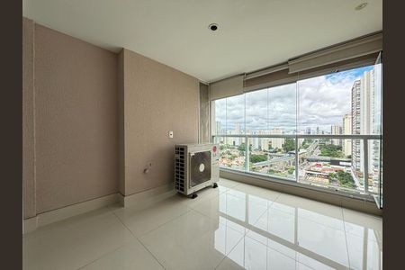 Foto 03 de apartamento à venda com 2 quartos, 71m² em Campo Belo, São Paulo