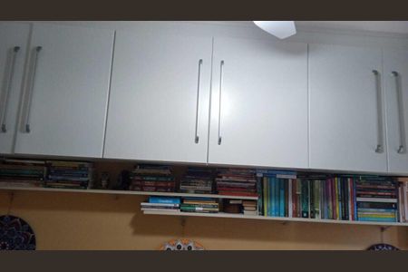 Apartamento para alugar com 74m², 2 quartos e 1 vaga Apartamento para alugar com 74m², 2 quartos e 1 vagaQuarto