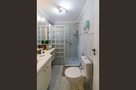 Apartamento à venda com 136m², 4 quartos e 3 vagas Apartamento à venda com 136m², 4 quartos e 3 vagasBanheiro Suíte 2