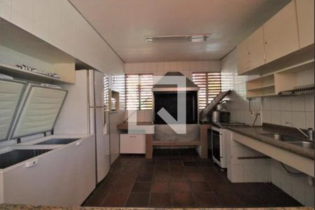 Apartamento à venda com 136m², 4 quartos e 3 vagas Apartamento à venda com 136m², 4 quartos e 3 vagasChurrasqueira