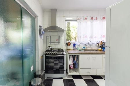 Apartamento à venda com 136m², 4 quartos e 3 vagas Apartamento à venda com 136m², 4 quartos e 3 vagasCozinha