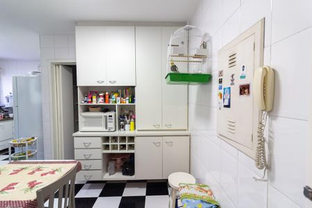 Apartamento à venda com 136m², 4 quartos e 3 vagas Apartamento à venda com 136m², 4 quartos e 3 vagasCozinha