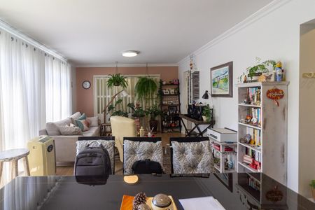 Apartamento à venda com 136m², 4 quartos e 3 vagas Apartamento à venda com 136m², 4 quartos e 3 vagasSala