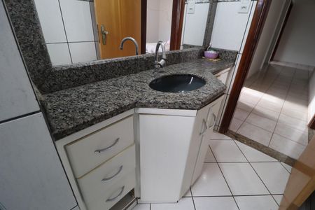 Casa para alugar com 285m², 6 quartos e 3 vagasBanheiro Social