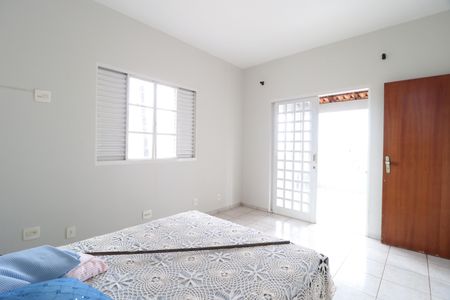 Casa para alugar com 285m², 6 quartos e 3 vagasQuarto 5