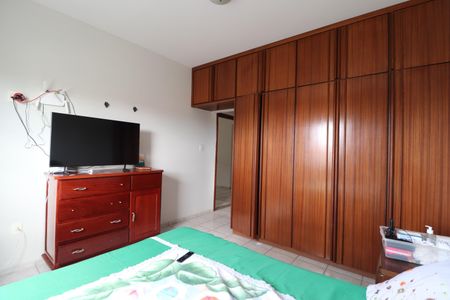 Casa para alugar com 285m², 6 quartos e 3 vagasQuarto 2 - Suíte