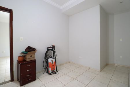 Quarto 1 de casa para alugar com 6 quartos, 285m² em Jardim Patricia, Uberlândia