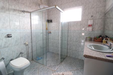 Casa para alugar com 285m², 6 quartos e 3 vagasBanheiro do Quarto 2