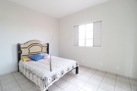 Casa para alugar com 285m², 6 quartos e 3 vagasQuarto 5