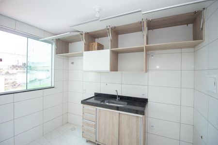 Casa para alugar com 87m², 2 quartos e 2 vagasCozinha e Área de Serviço