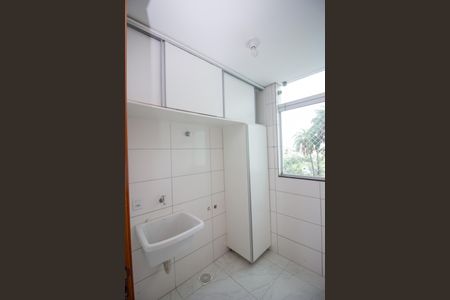 Casa para alugar com 87m², 2 quartos e 2 vagasCozinha e Área de Serviço