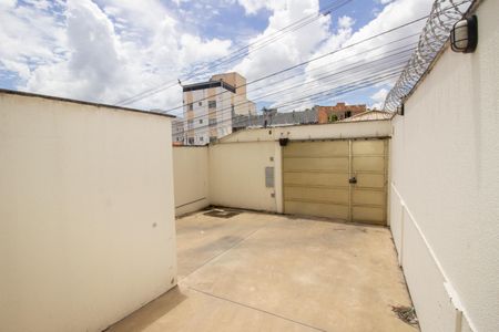 Casa para alugar com 87m², 2 quartos e 2 vagasGaragem