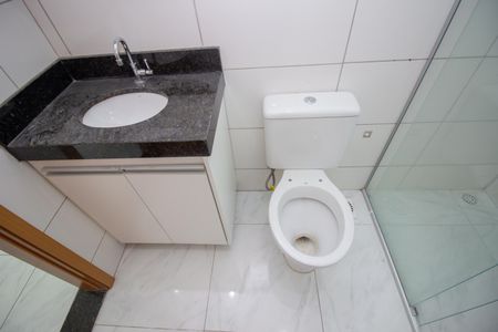 Casa para alugar com 87m², 2 quartos e 2 vagasBanheiro Social