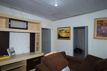 Sala de casa para alugar com 3 quartos, 150m² em Parque Guarani, São Paulo