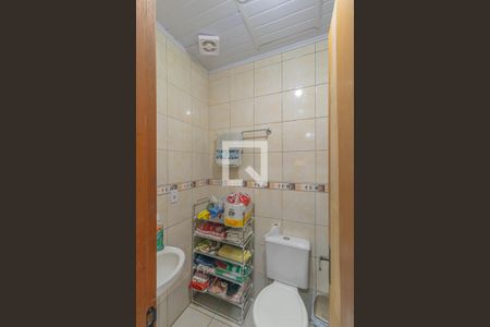 Casa à venda com 221m², 3 quartos e 2 vagas Casa à venda com 221m², 3 quartos e 2 vagasBanheiro