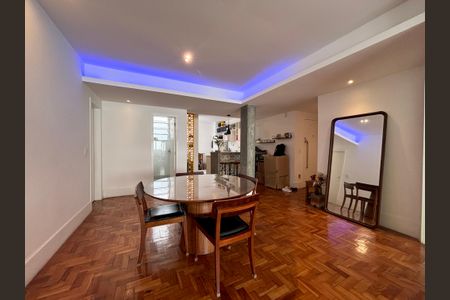 Sala de apartamento à venda com 2 quartos, 120m² em Copacabana, Rio de Janeiro
