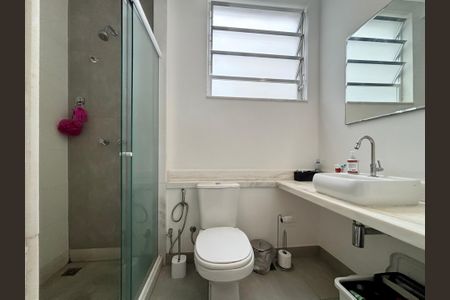 Apartamento à venda com 120m², 2 quartos e sem vagaSuíte - banheiro