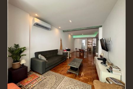 Apartamento à venda com 120m², 2 quartos e sem vagaSala
