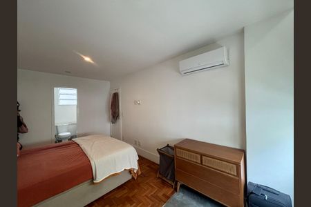 Apartamento à venda com 120m², 2 quartos e sem vagaSuíte