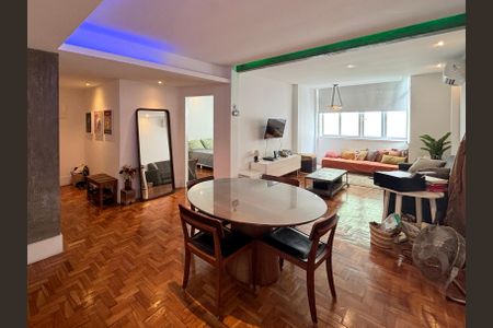 Sala de apartamento à venda com 2 quartos, 120m² em Copacabana, Rio de Janeiro