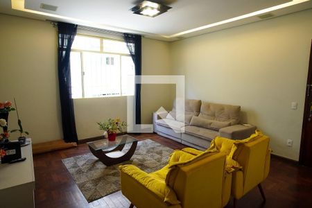 Apartamento à venda com 4 quartos, 140m² em Coração Eucarístico, Belo Horizonte