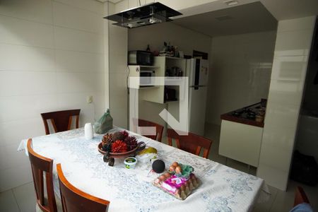 Apartamento à venda com 4 quartos, 140m² em Coração Eucarístico, Belo Horizonte