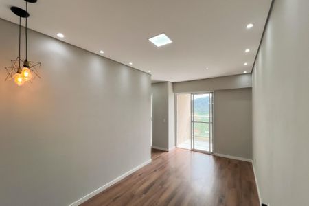 Sala de apartamento para alugar com 2 quartos, 49m² em Parque dos Cocais, Valinhos