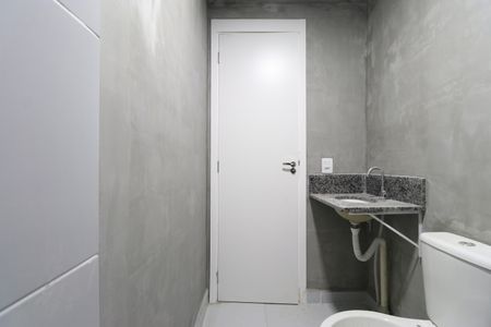 Banheiro de kitnet/studio à venda com 1 quarto, 25m² em Barra Funda, São Paulo