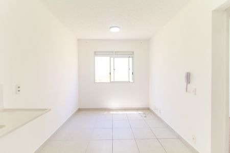 Apartamento para alugar com 32m², 2 quartos e sem vaga Apartamento para alugar com 32m², 2 quartos e sem vagaSala/Cozinha