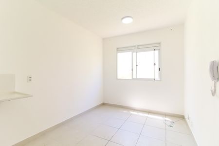 Apartamento para alugar com 32m², 2 quartos e sem vaga Apartamento para alugar com 32m², 2 quartos e sem vagaSala/Cozinha