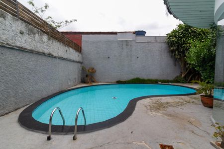 Casa para alugar com 520m², 8 quartos e 2 vagasPiscina