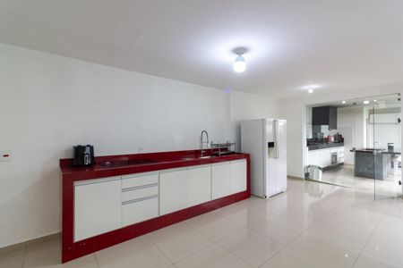 Casa para alugar com 520m², 8 quartos e 2 vagasCozinha