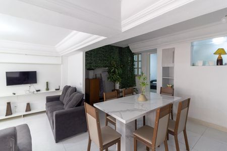 Casa para alugar com 520m², 8 quartos e 2 vagasSala Edícula