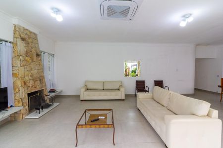 Casa para alugar com 520m², 8 quartos e 2 vagasSala de Estar