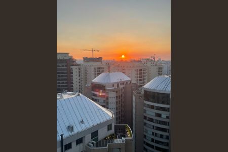 Vista de apartamento para alugar com 2 quartos, 110m² em Moema, São Paulo