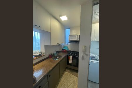 Apartamento para alugar com 110m², 2 quartos e 2 vagas Apartamento para alugar com 110m², 2 quartos e 2 vagasCozinha