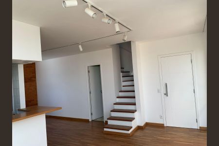 Apartamento para alugar com 110m², 2 quartos e 2 vagas Apartamento para alugar com 110m², 2 quartos e 2 vagasSala