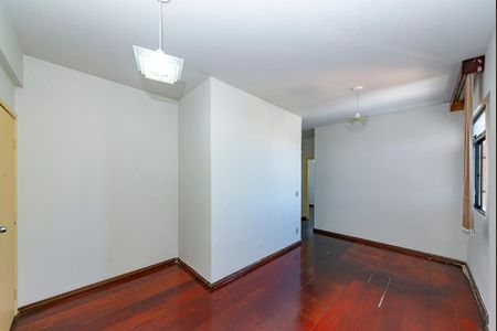 Sala de apartamento para alugar com 2 quartos, 75m² em Nova Suíça, Belo Horizonte