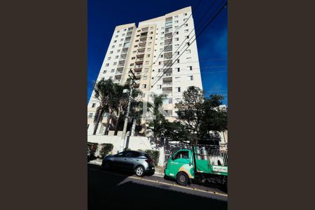 Apartamento à venda com 73m², 3 quartos e 1 vaga Apartamento à venda com 73m², 3 quartos e 1 vagaFachada