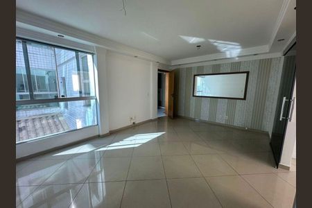 Sala  de apartamento à venda com 2 quartos, 92m² em Cabral, Contagem