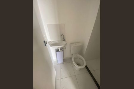 Apartamento para alugar com 34m², 1 quarto e sem vaga Apartamento para alugar com 34m², 1 quarto e sem vagaBanheiro
