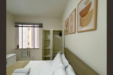 Sala/quarto de apartamento à venda com 1 quarto, 27m² em Copacabana, Rio de Janeiro