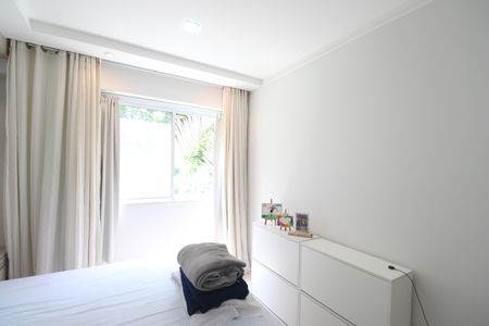 Apartamento à venda com 109m², 4 quartos e 2 vagasSuíte 2