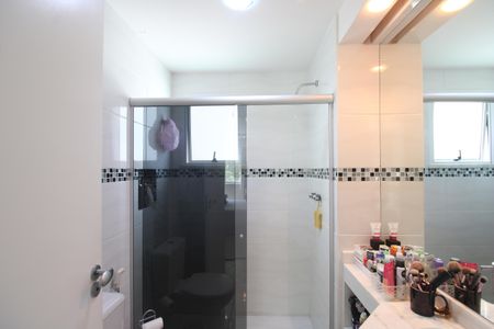 Apartamento à venda com 109m², 4 quartos e 2 vagasBanheiro da suíte 2