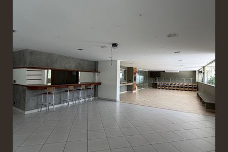 Apartamento à venda com 109m², 4 quartos e 2 vagasÁrea comum - Salão de festas