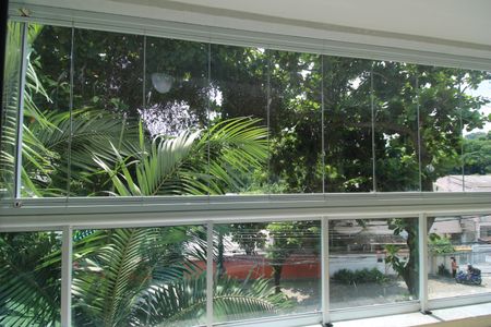 Apartamento à venda com 109m², 4 quartos e 2 vagasQuarto 2 - Vista