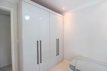 Apartamento à venda com 109m², 4 quartos e 2 vagasQuarto 2