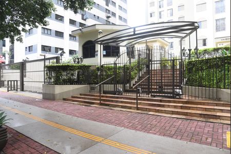 Apartamento para alugar com 75m², 2 quartos e 1 vaga Apartamento para alugar com 75m², 2 quartos e 1 vagaHall de entrada